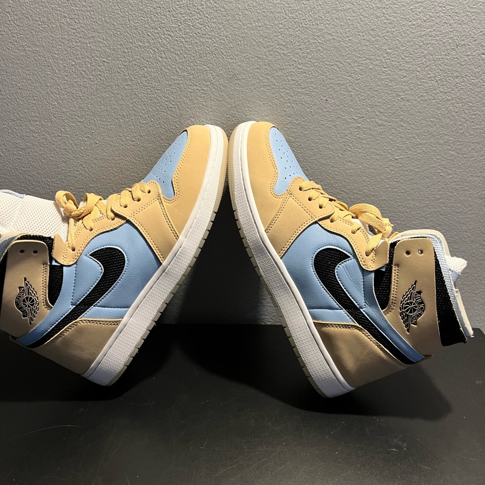 Jordan 1 - Picture 5 of 9